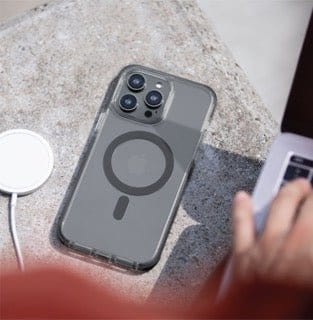 UNIQ Cases & Covers Charcoal iPhone 14 Pro Clear Black MagSafe Case - Uniq Combat
